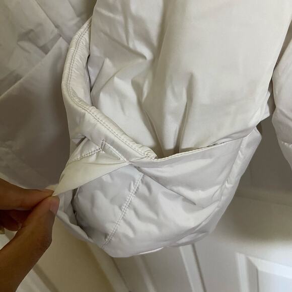 Arizona Heavyweight Womens Juniors Puffer Jacket in White Sand, Sz XL -- NWT - Picture 4 of 11